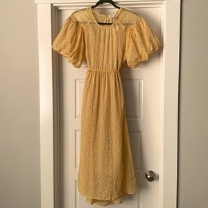 Darling yellow dress